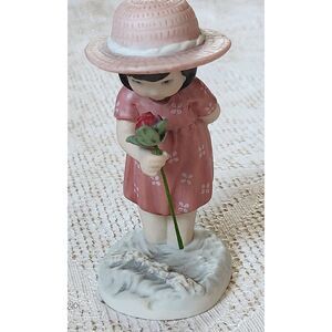 1999 Vintage Enesco girl figurine "I promise you an ocean filled with dreams"
